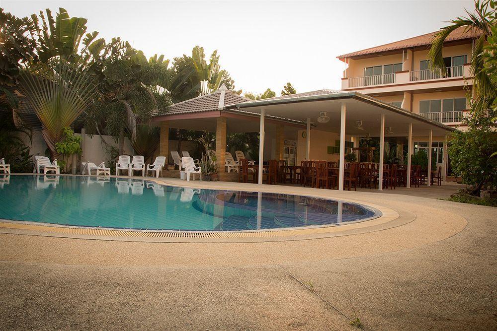 Jungle Resort Pantai Jomtien Luaran gambar