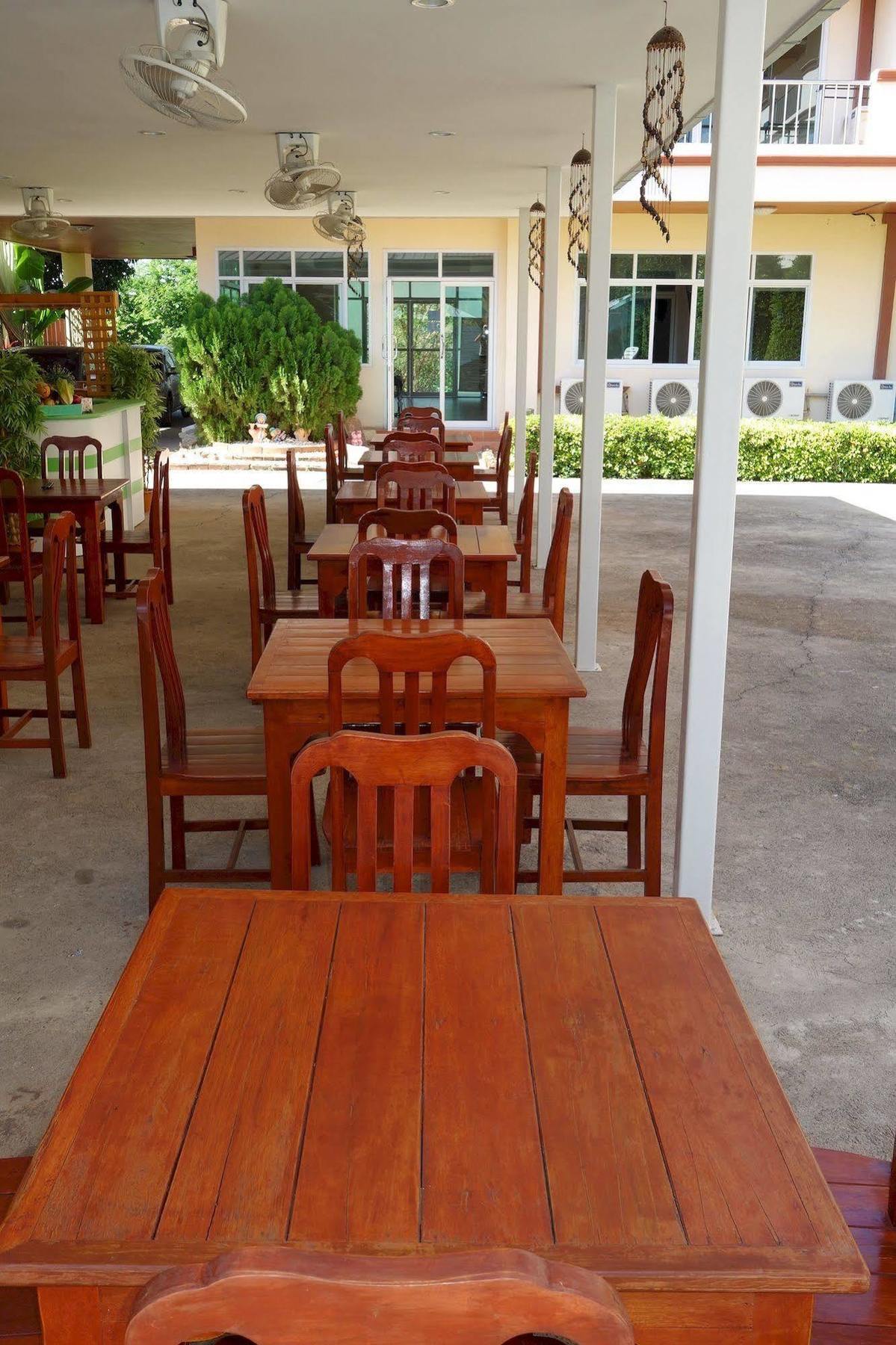 Jungle Resort Pantai Jomtien Luaran gambar