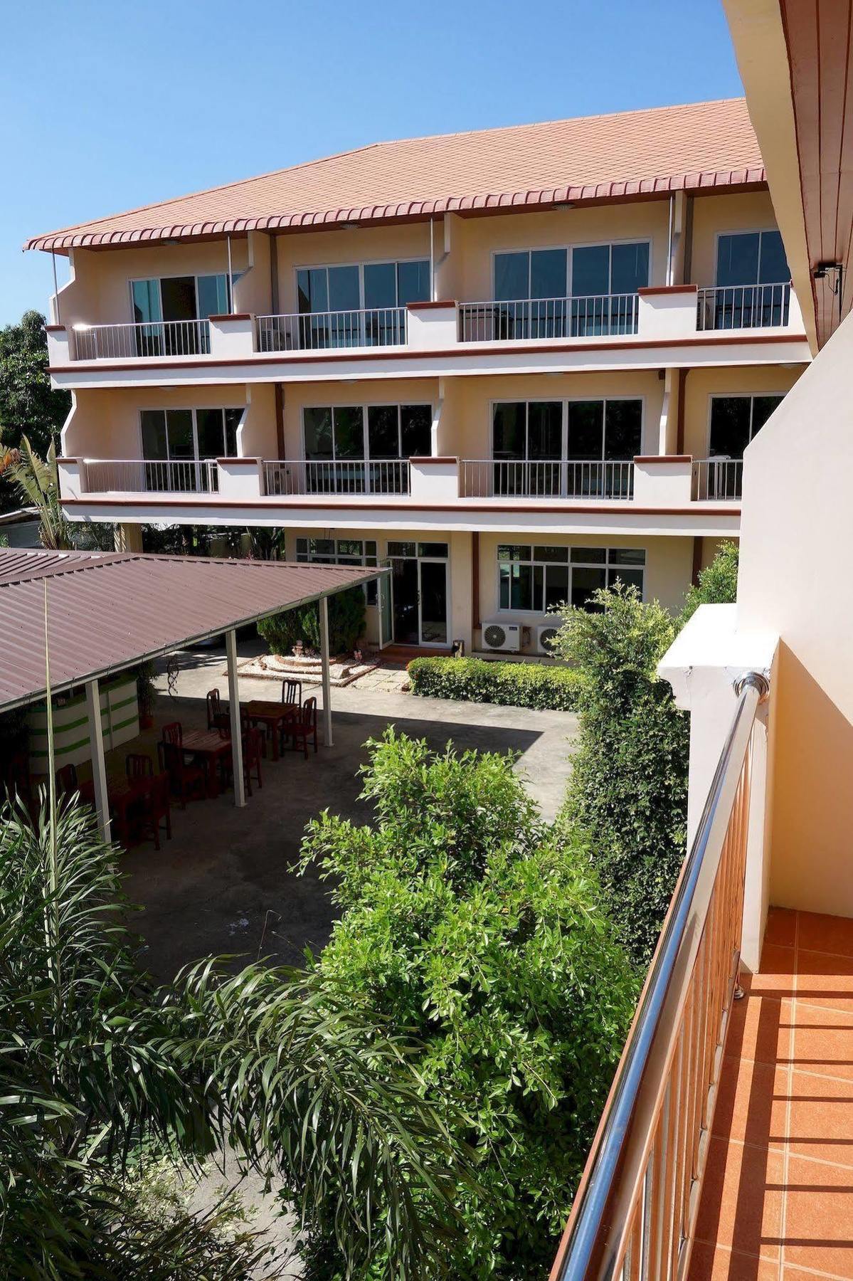 Jungle Resort Pantai Jomtien Luaran gambar